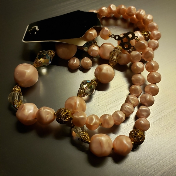 Pretty In PINK! Crystals & Gold Necklace - Picture 2 of 3